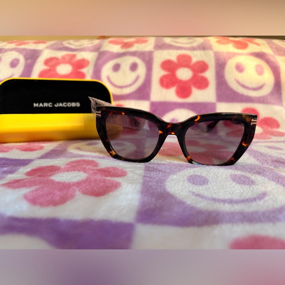 🌸Marc Jacobs Sunglasses🌸
